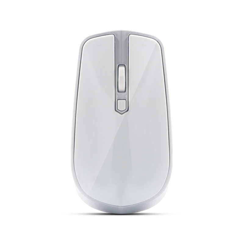 DM8200
